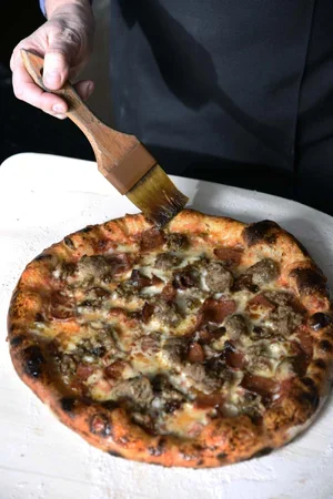 Coals-Artisan-Pizza-Louisville35.jpg